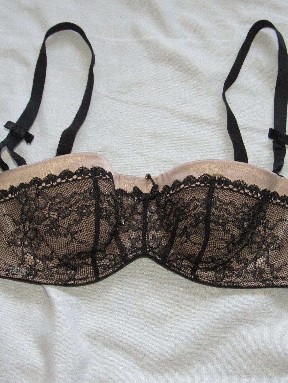 Masquerade Antoinette Black Lace Molded Underwire Balconette Lingerie Bra 30D